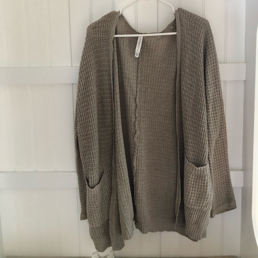 Aeropostale Cream Cardigan